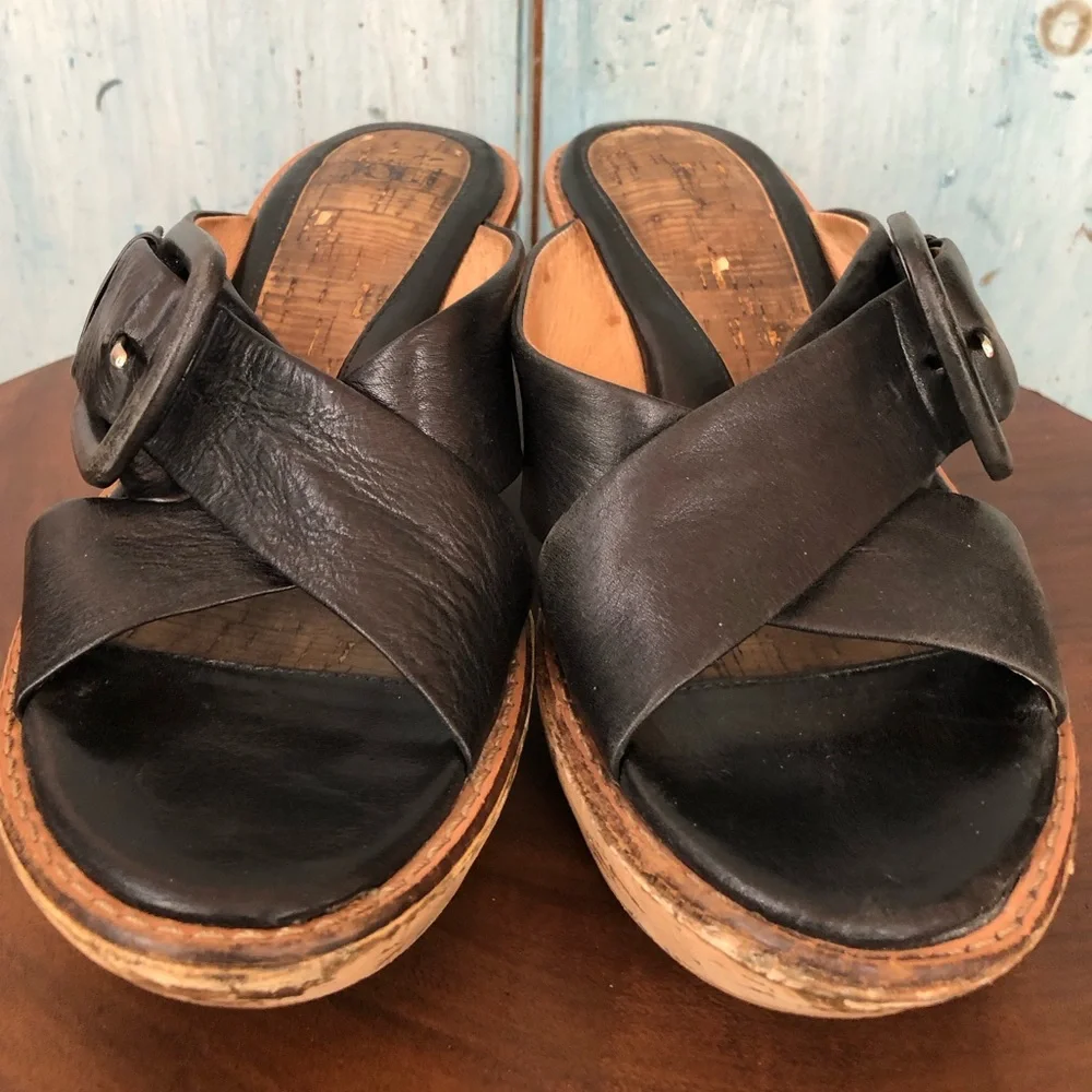 Sofft black leather wedge slides with buckle & cork-covered heel with gold - Picture 2 of 13